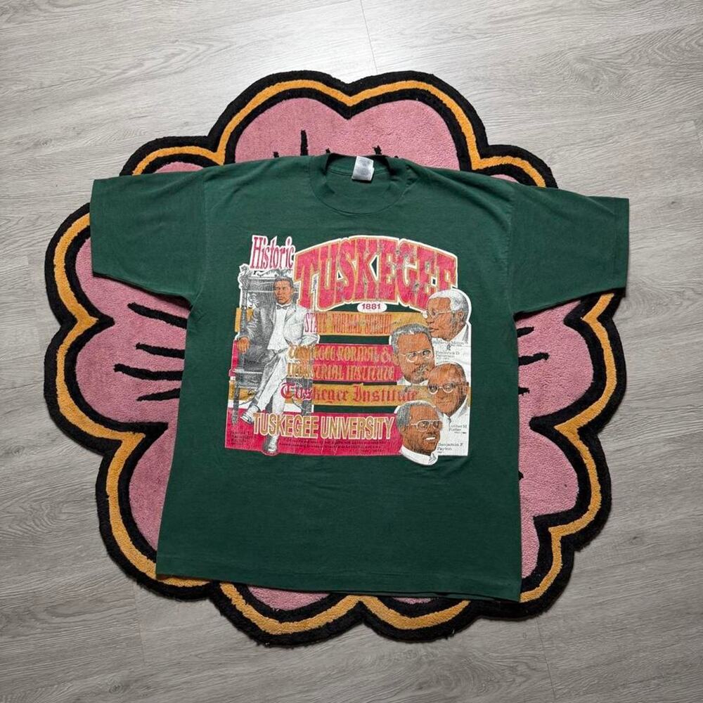 Vintage 90’s Tuskegee University HBCU Historic Graphic T-shirt Size XL Green
